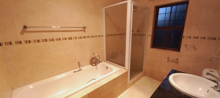 3 Bedroom Property for Sale in Van Der Hoff Park North West